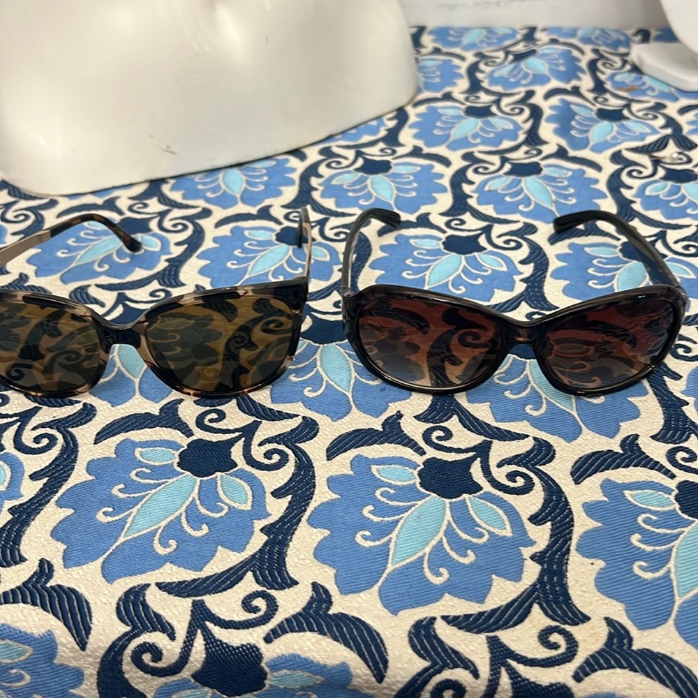 2 pair Sunglass lot Nine West and Candies
